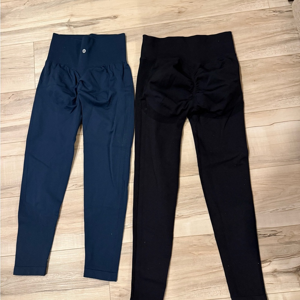 HALARA Women's Black and Navy Leggings Butt lifting
